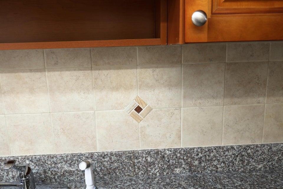 CRESTHAVEN CONDO TOWNHOMES SEC 2 - Residential