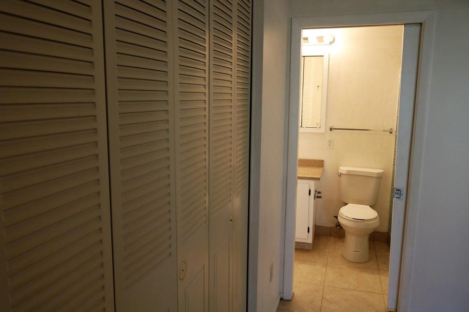 CRESTHAVEN CONDO TOWNHOMES SEC 2 - Residential