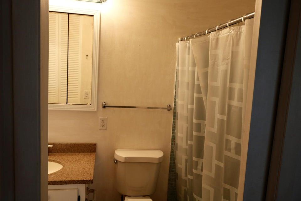 CRESTHAVEN CONDO TOWNHOMES SEC 2 - Residential