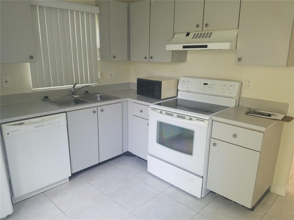 Orange Tree Villas 110-6 - Residential