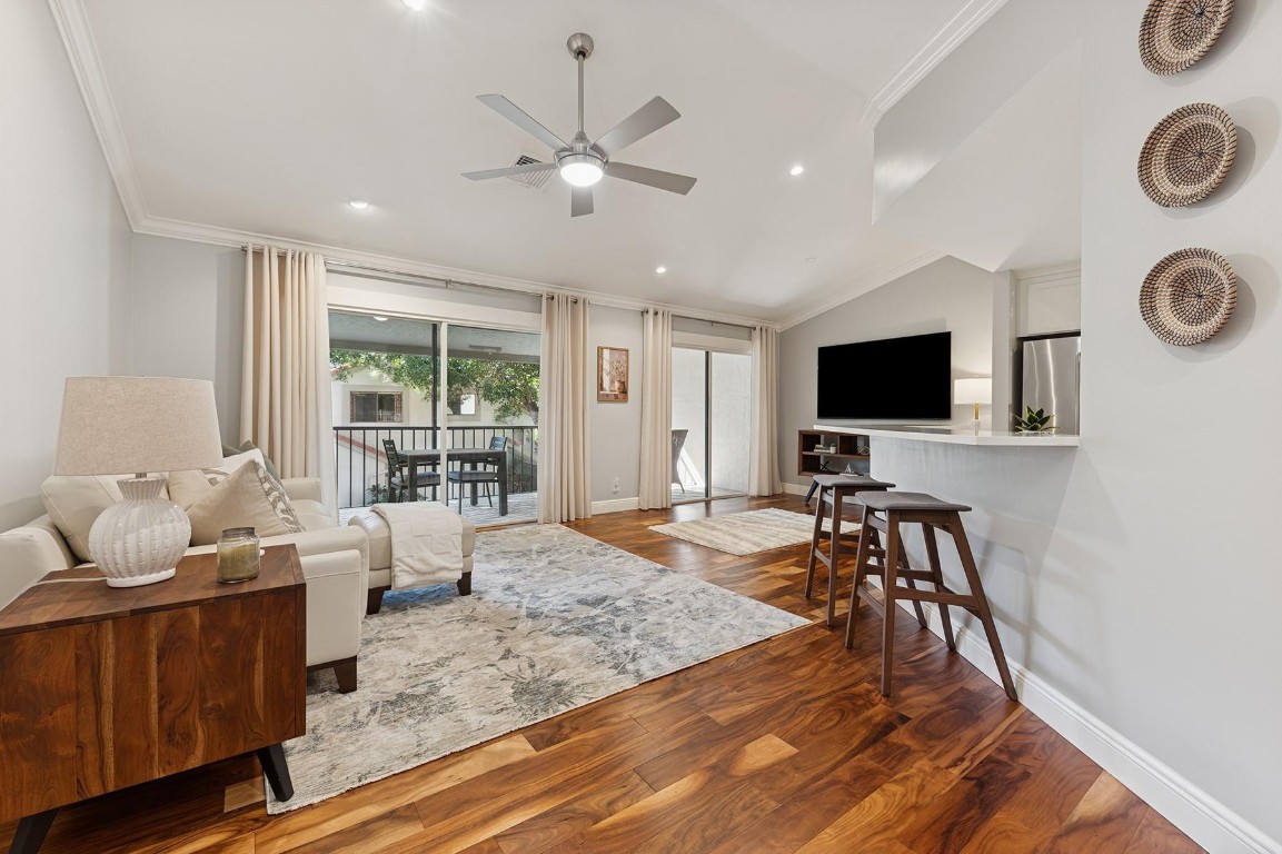 5560 Coach House Circle C