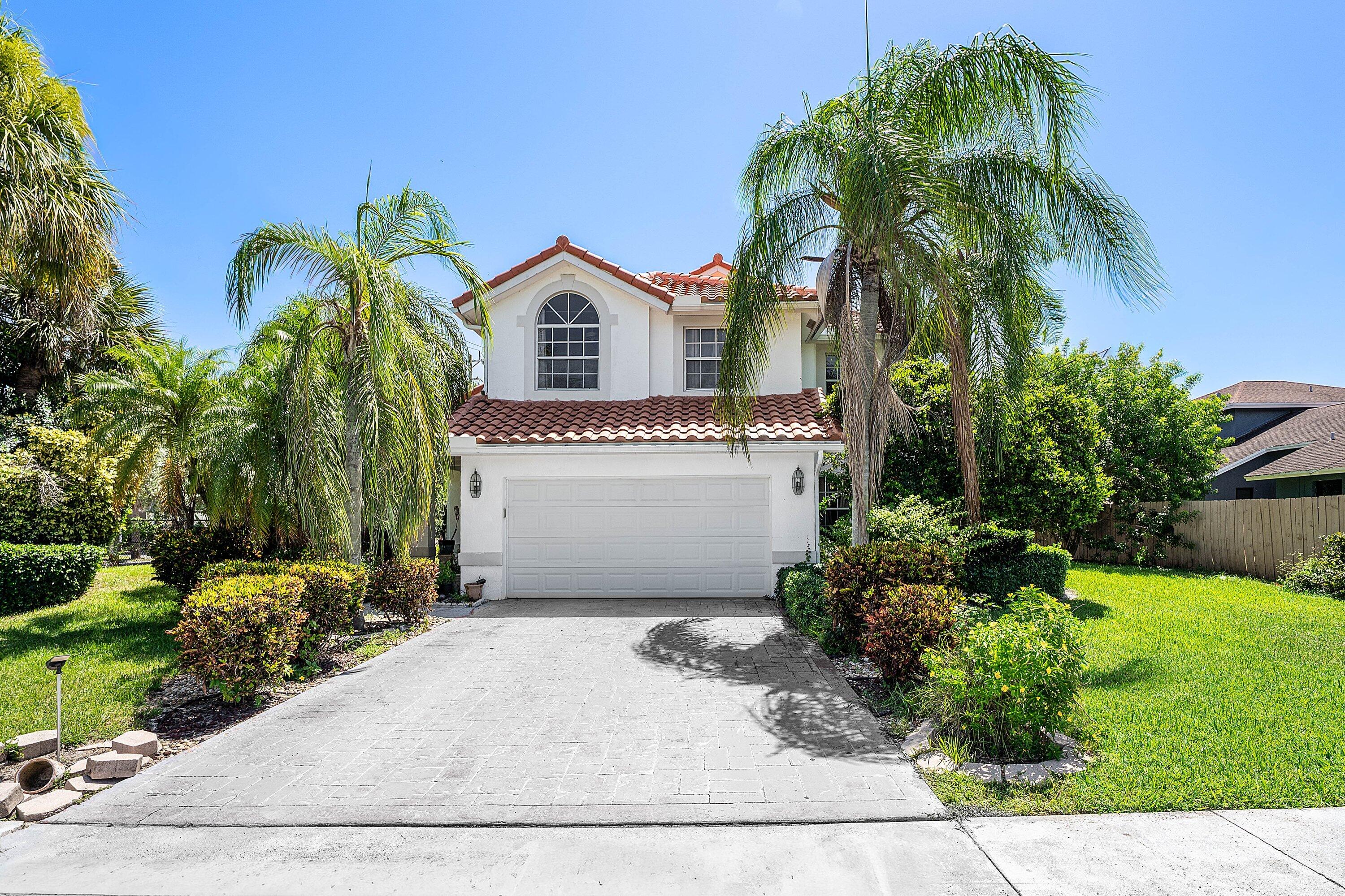 2350 NW 5TH Avenue