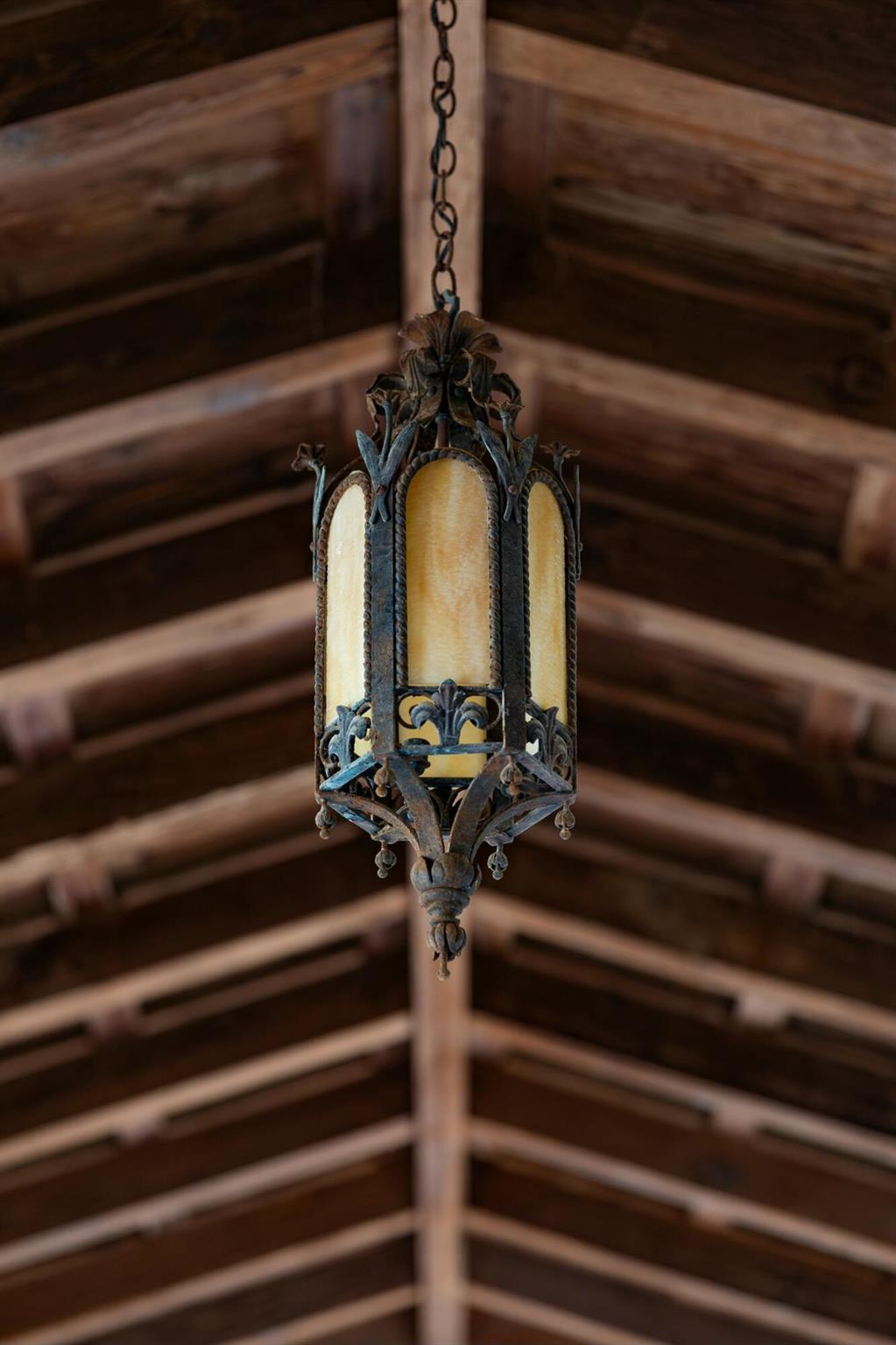 WARDEN HOUSE CONDO - Residential