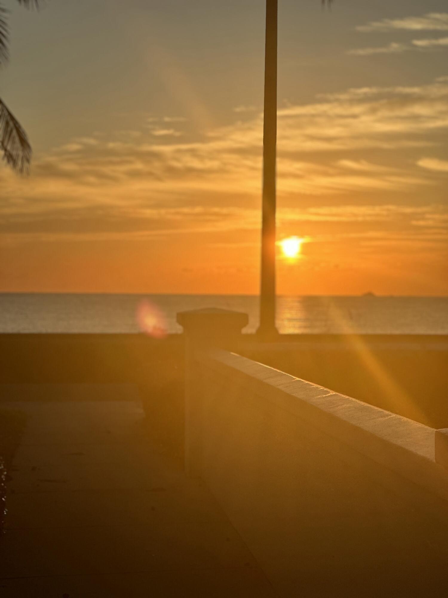 WARDEN HOUSE CONDO - Residential