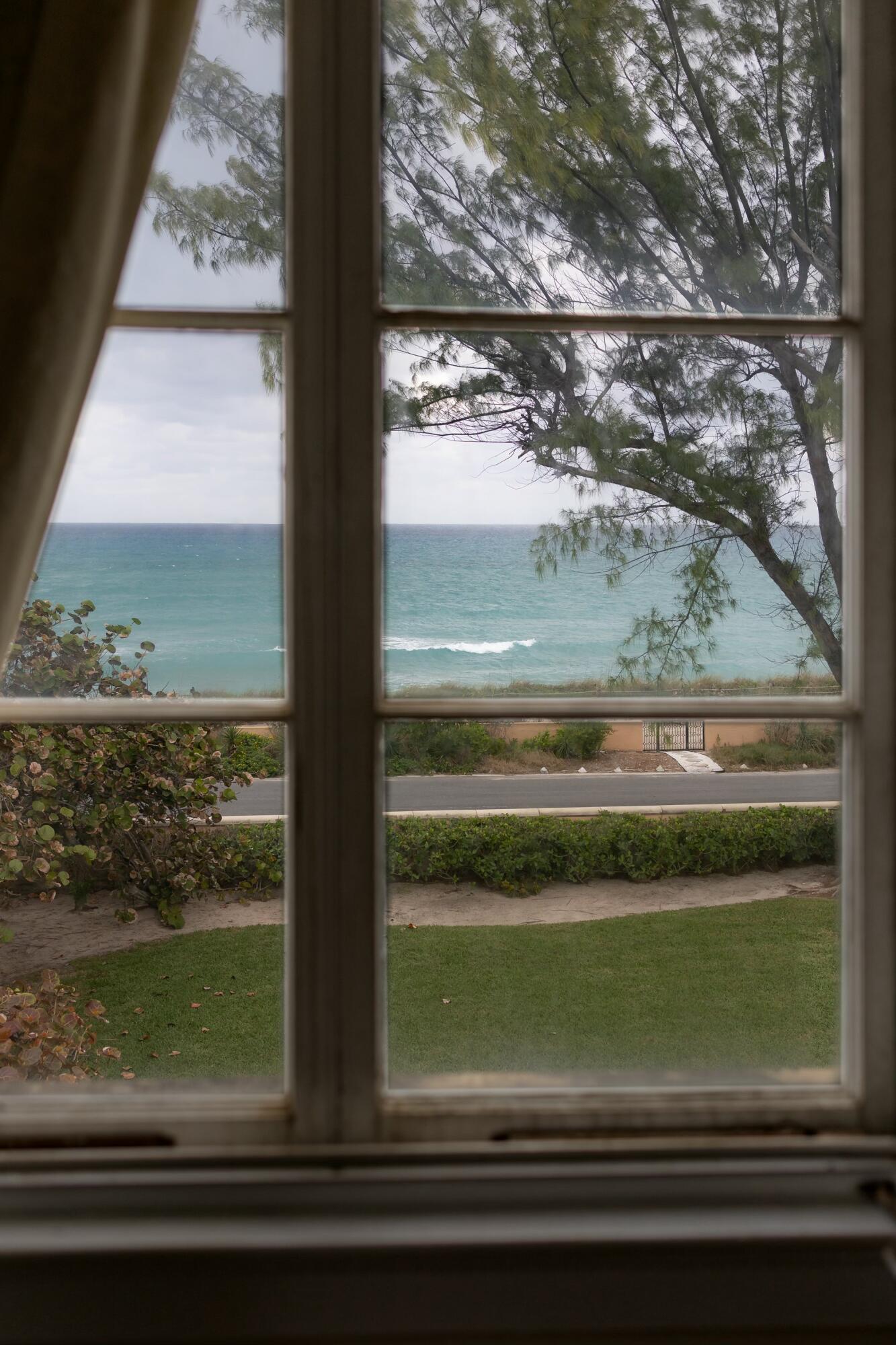 WARDEN HOUSE CONDO - Residential