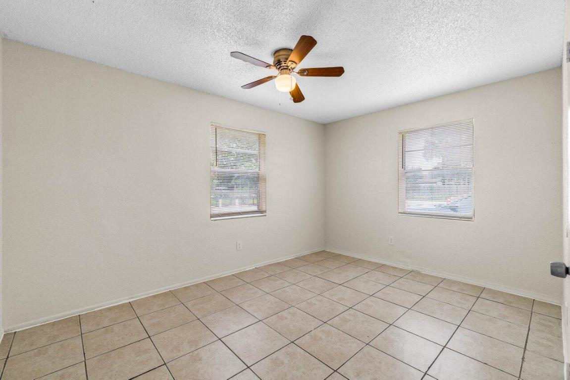 Gulfstream Apartments - Residential Lease