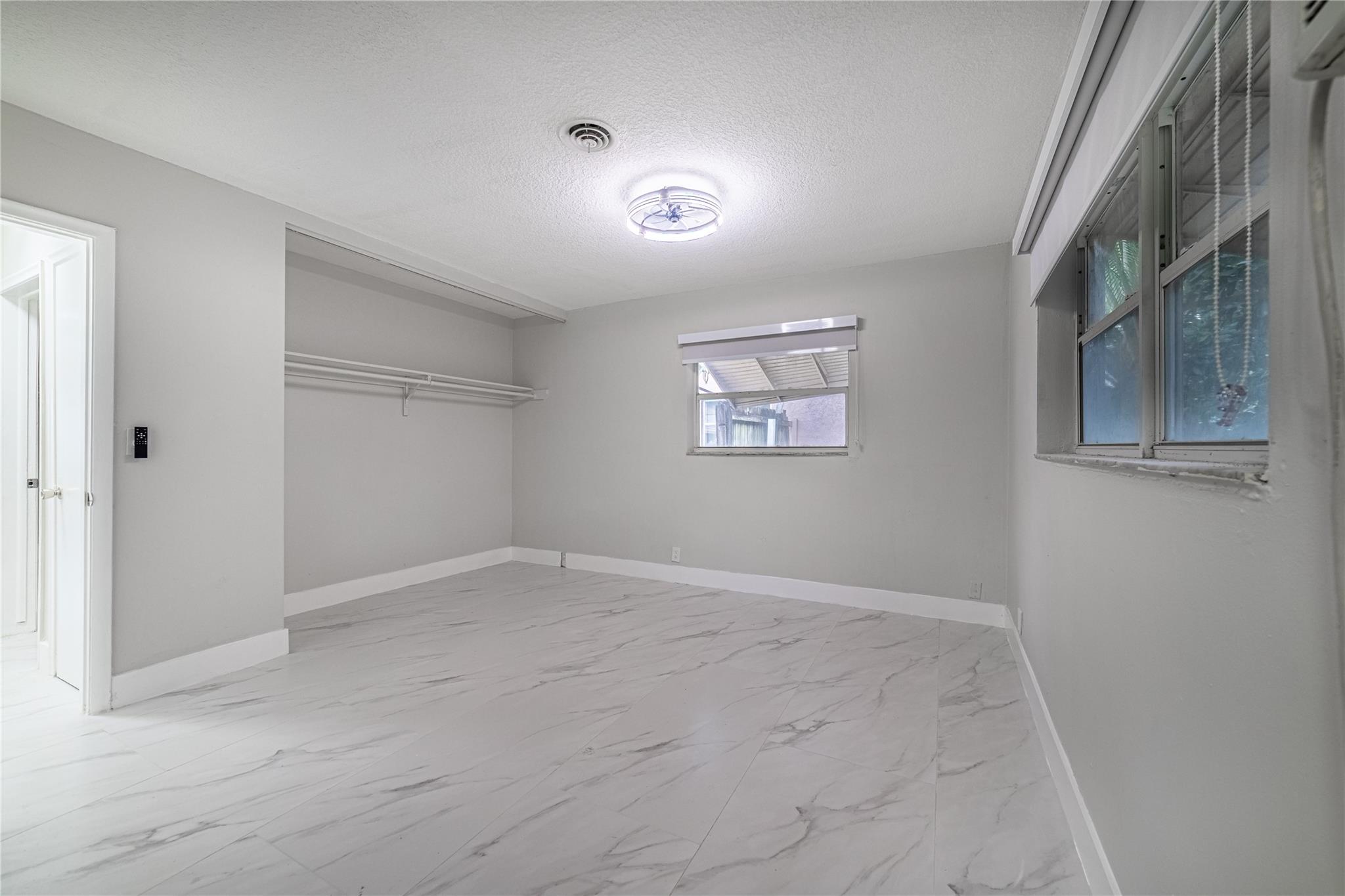 Kimberly Village - Residential Lease