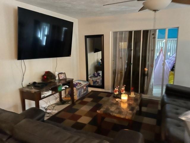 MARAVILLA ESTATES - Residential