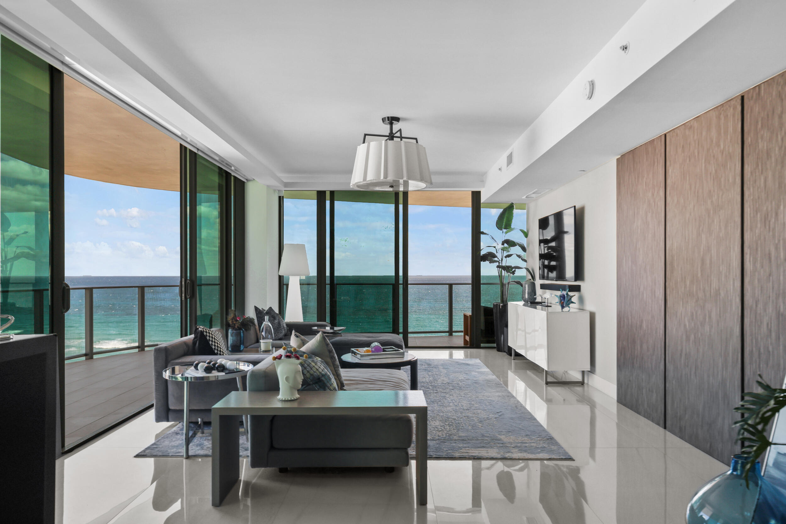 SABBIA BEACH CONDO - Residential