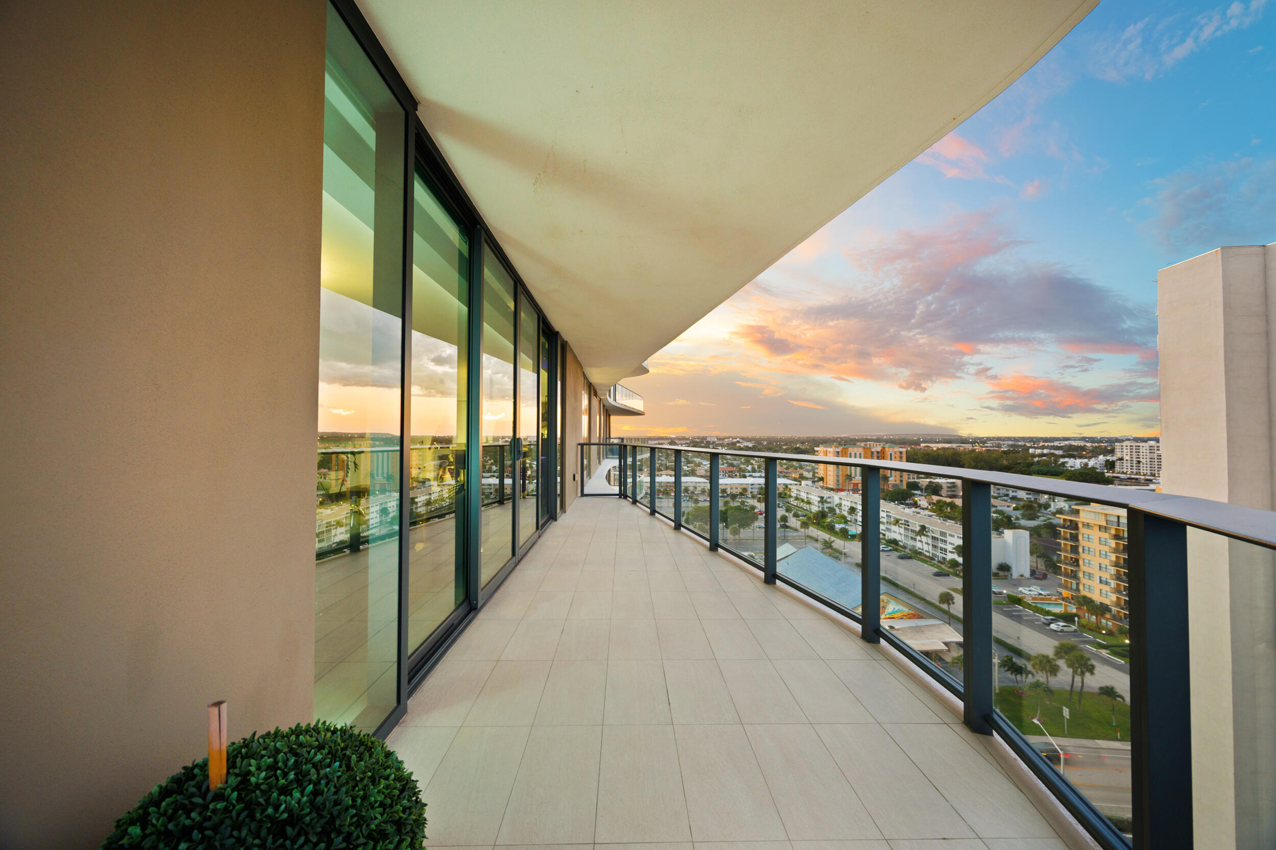 SABBIA BEACH CONDO - Residential