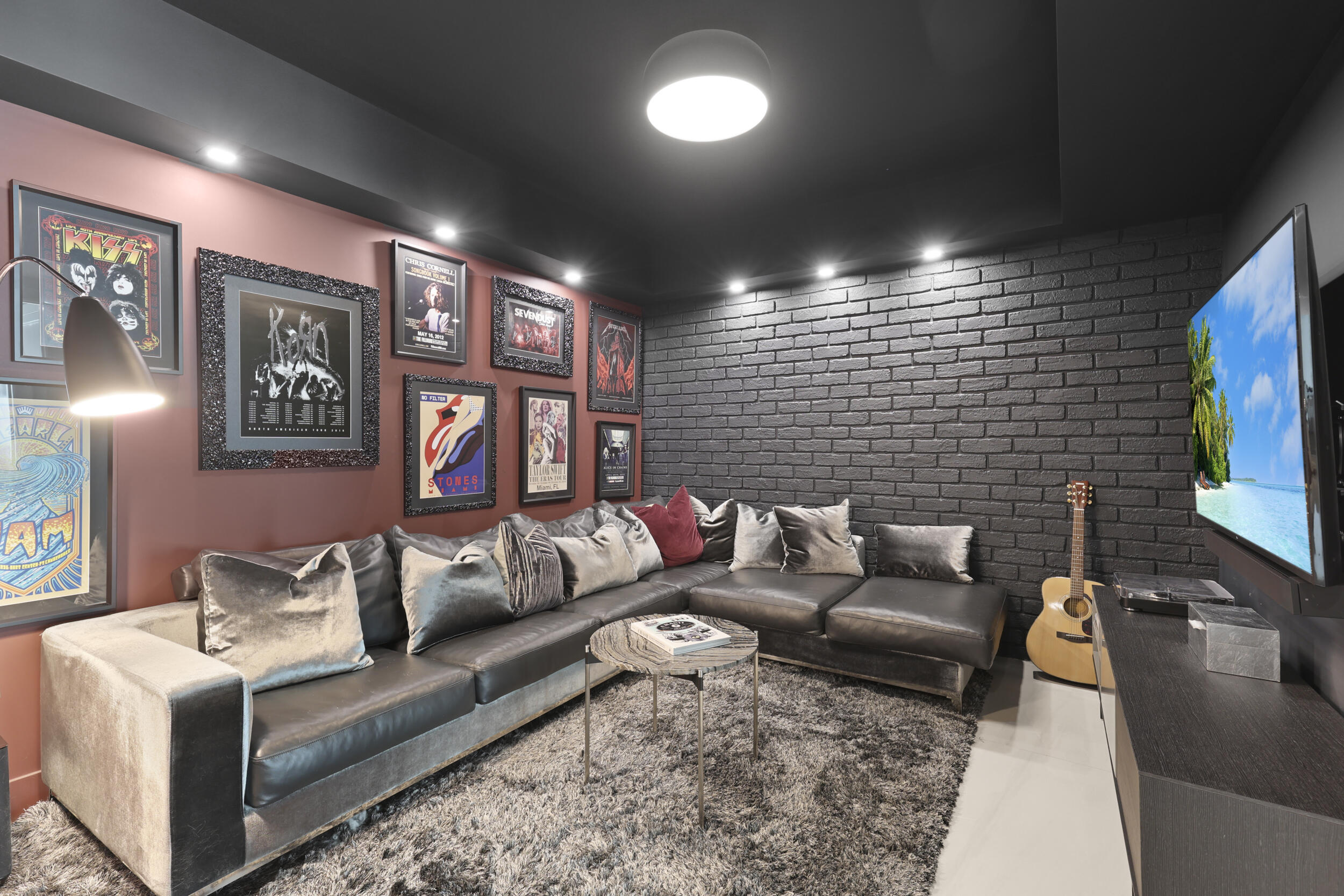 SABBIA BEACH CONDO - Residential