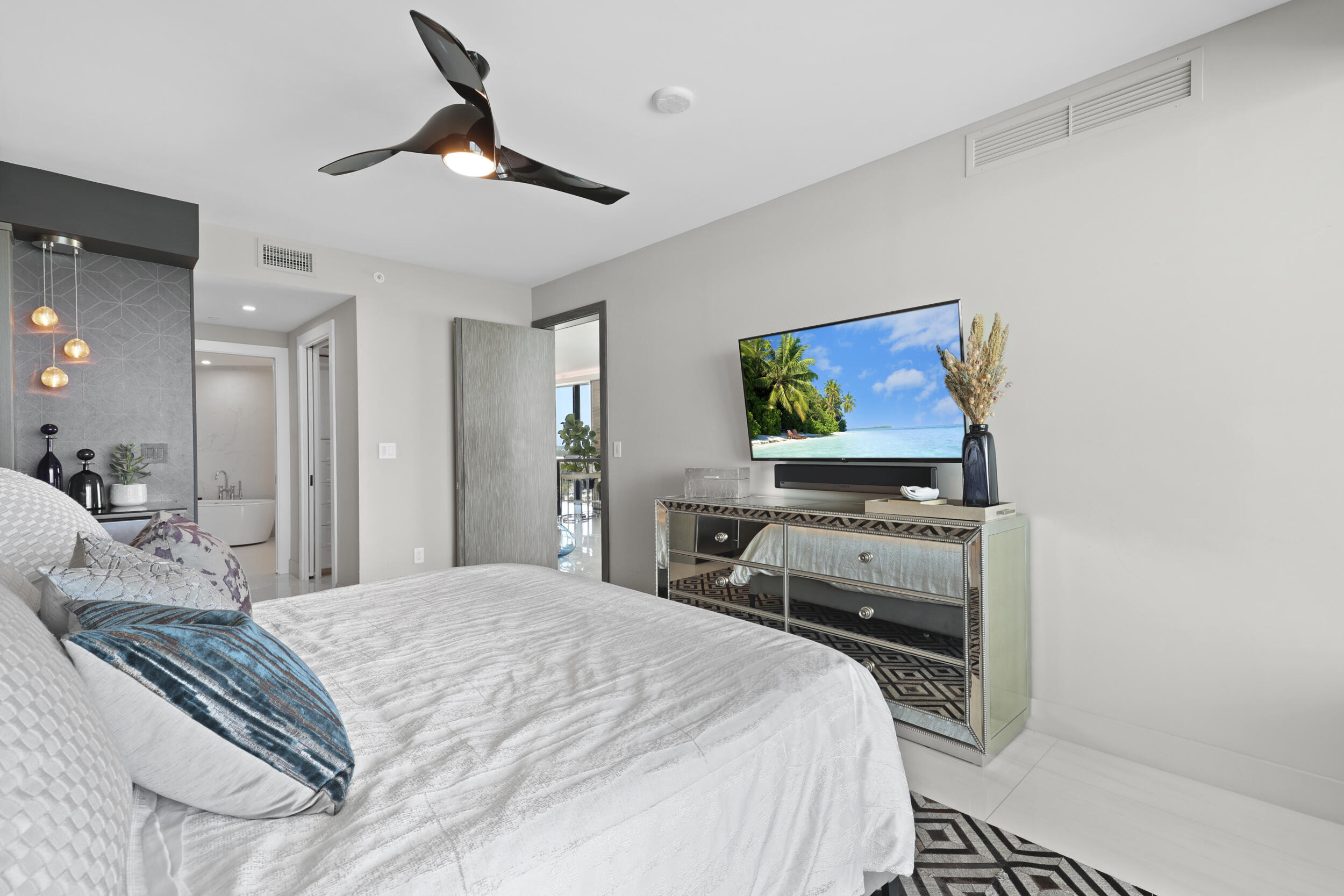 SABBIA BEACH CONDO - Residential