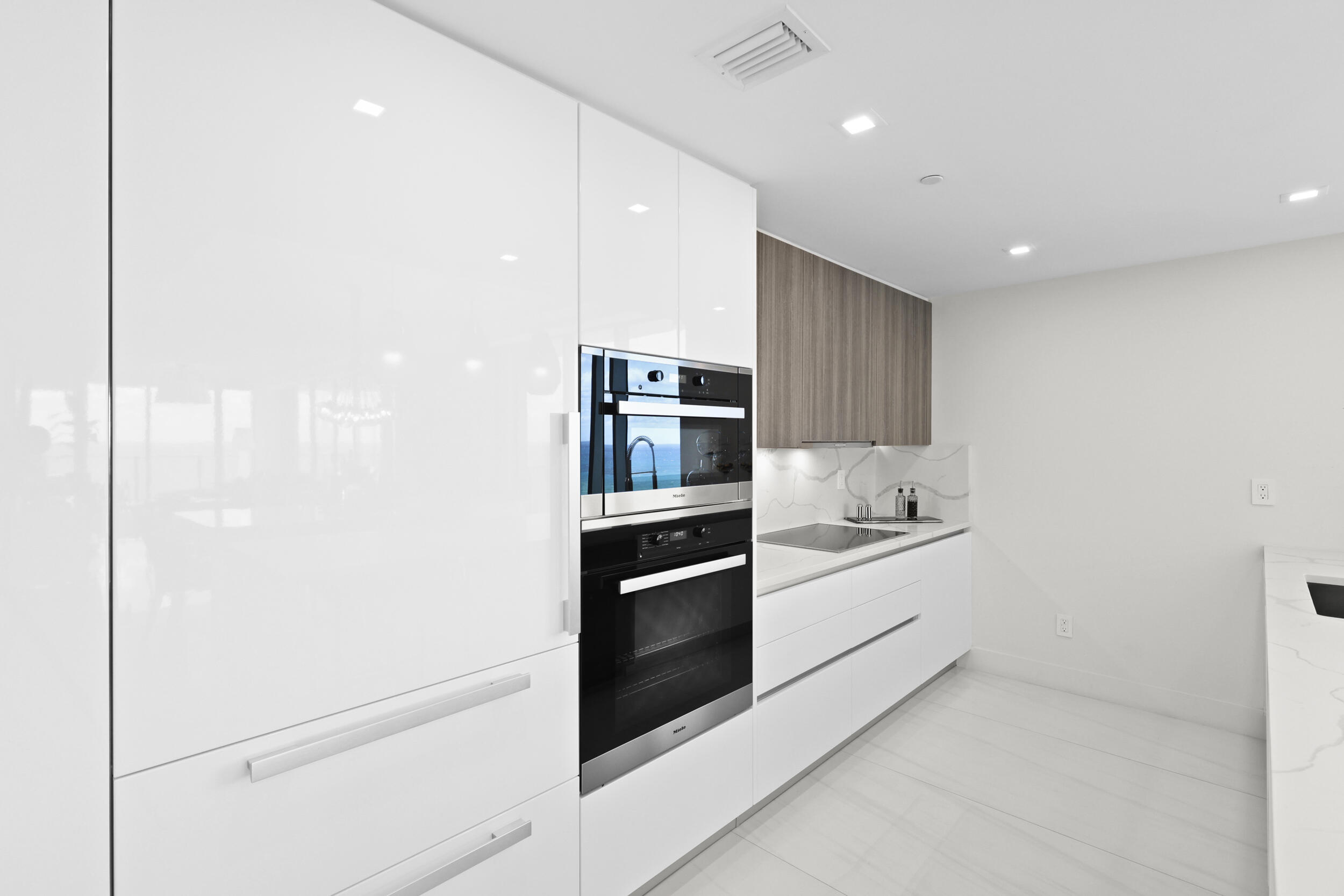 SABBIA BEACH CONDO - Residential