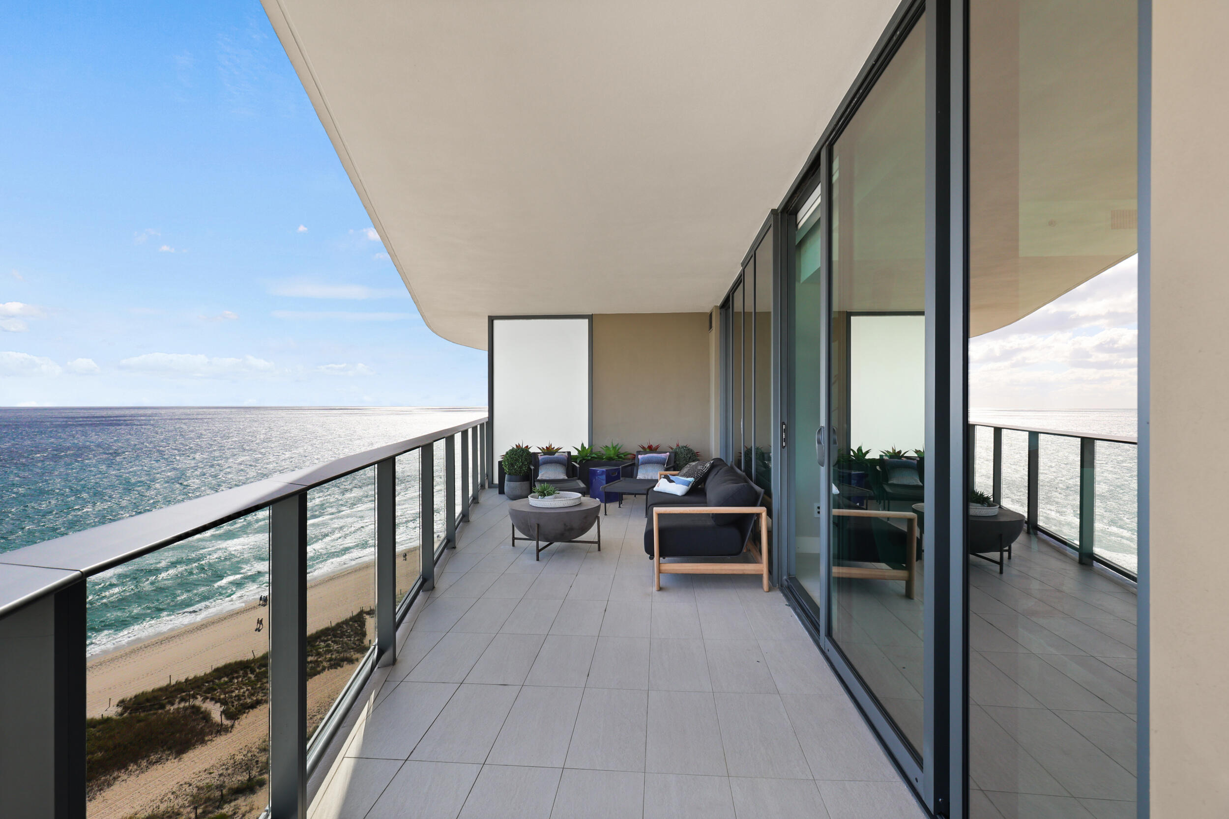 SABBIA BEACH CONDO - Residential