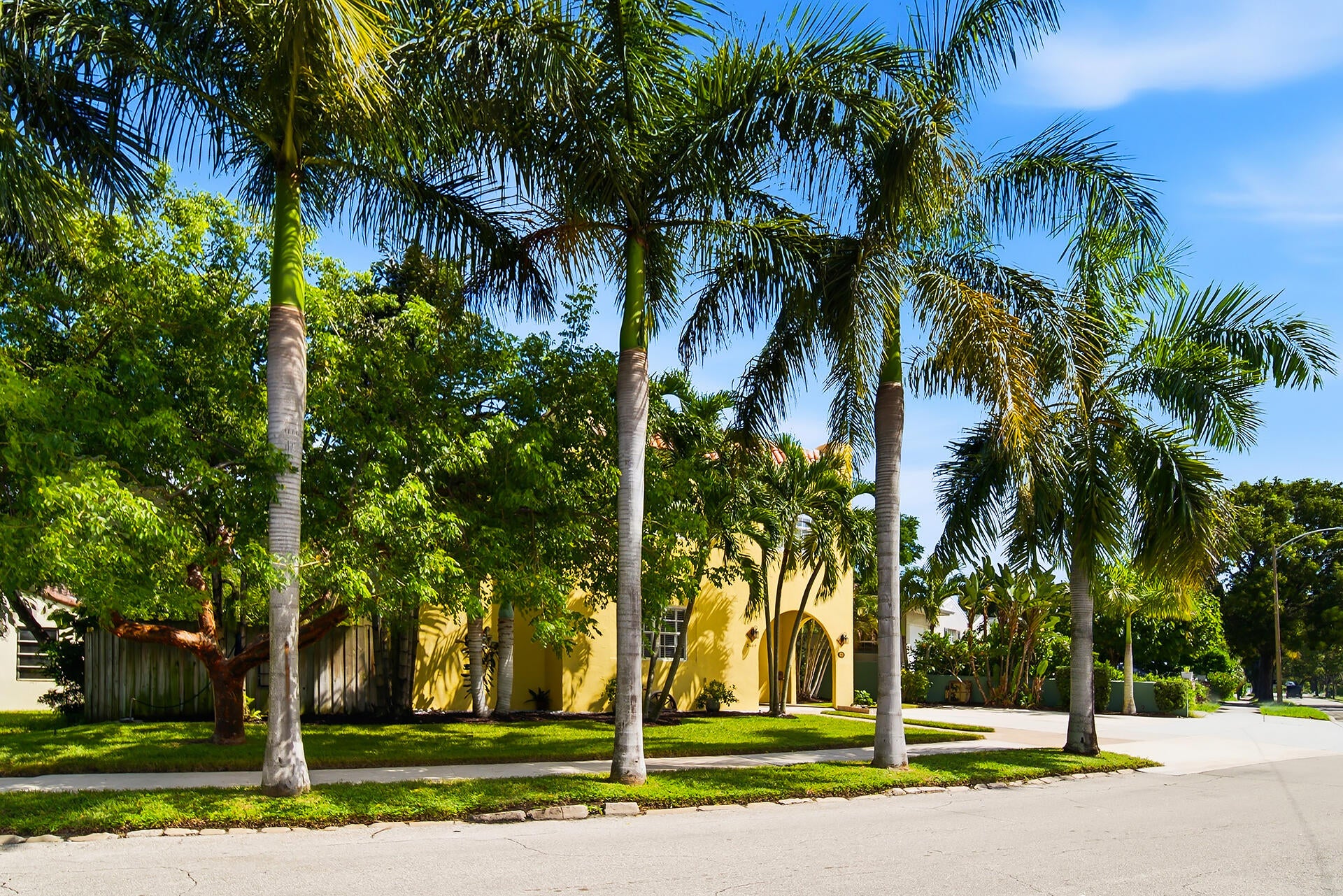 3604 Westview Avenue, West Palm Beach, FL, 33407/$784,900 4 3604 Westview Avenue