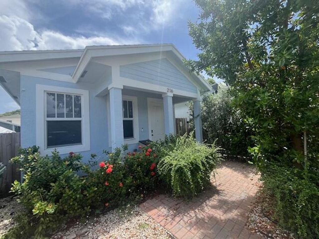 Photo of 216 N C Street, Lake Worth Beach, FL 33460 (MLS # R11021421)