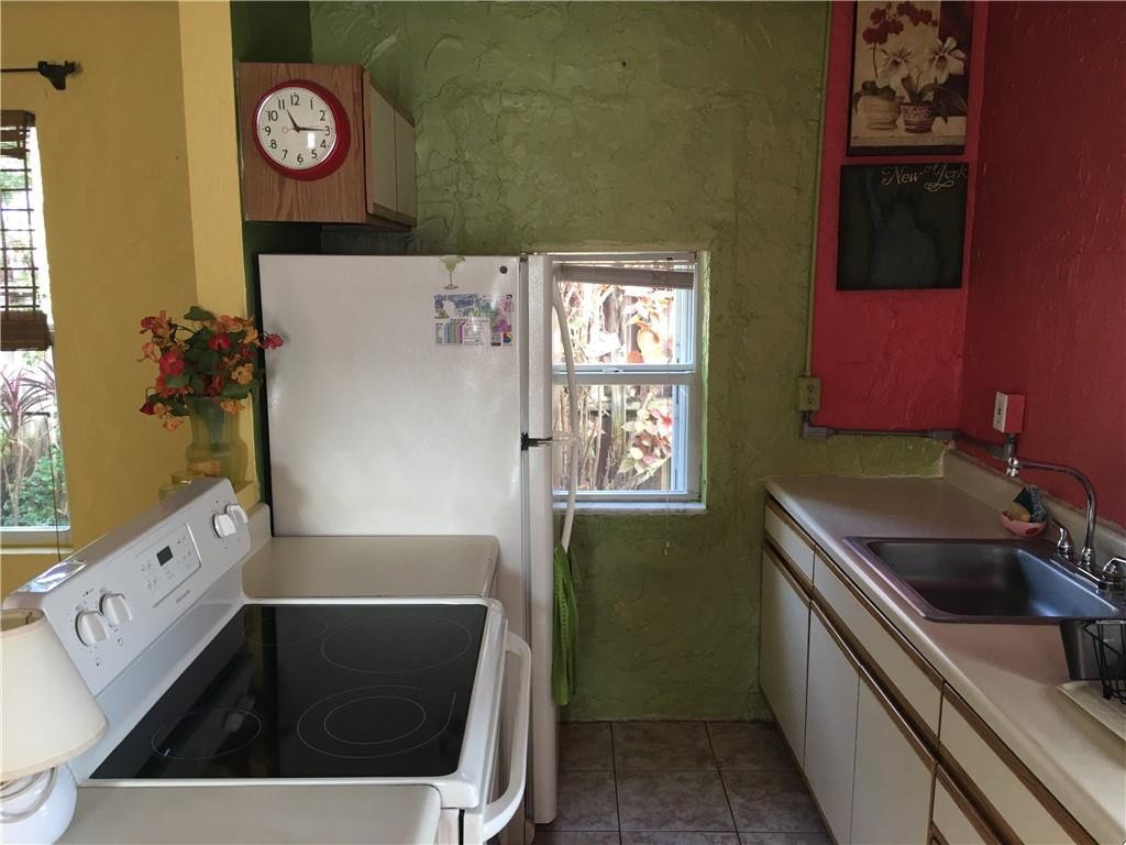 Park Hill 1-163 D - Residential Lease