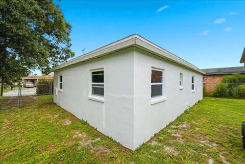 Tiny photo for 1110 N 22nd Street, Fort Pierce, FL 34950 (MLS # B26037226)