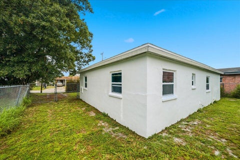 Tiny photo for 1110 N 22nd Street, Fort Pierce, FL 34950 (MLS # B26037226)