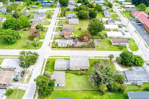 Tiny photo for 1110 N 22nd Street, Fort Pierce, FL 34950 (MLS # B26037226)