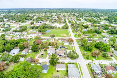 Tiny photo for 1110 N 22nd Street, Fort Pierce, FL 34950 (MLS # B26037226)