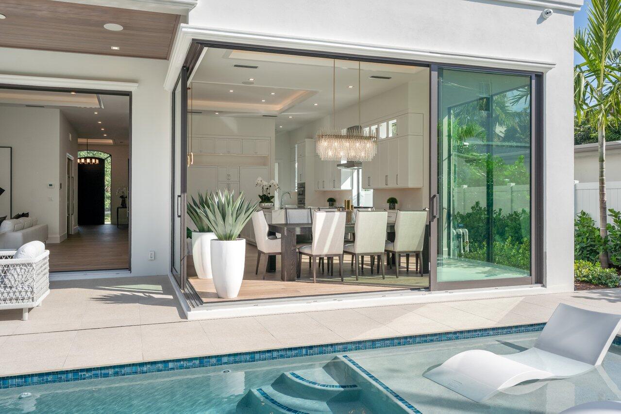 KINGS COURT - Residential