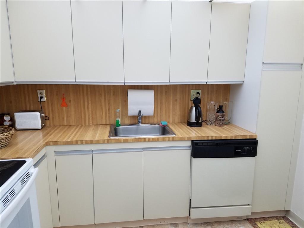 CLIPPER - BISCAYNE COVE - Residential