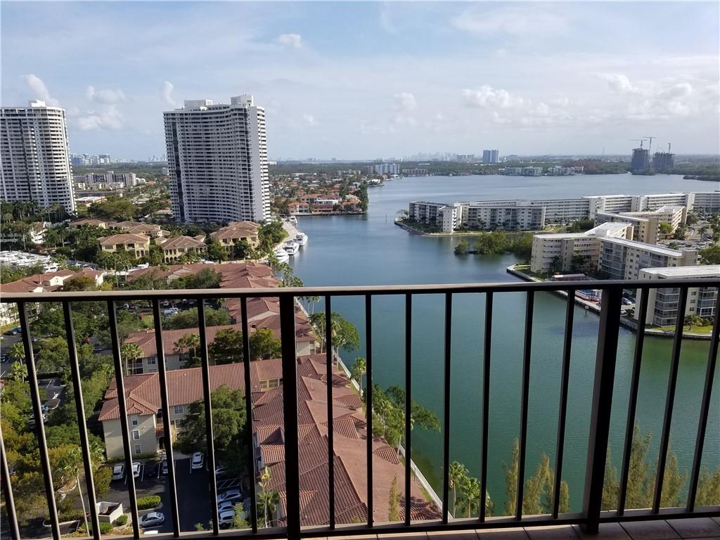 CLIPPER - BISCAYNE COVE - Residential