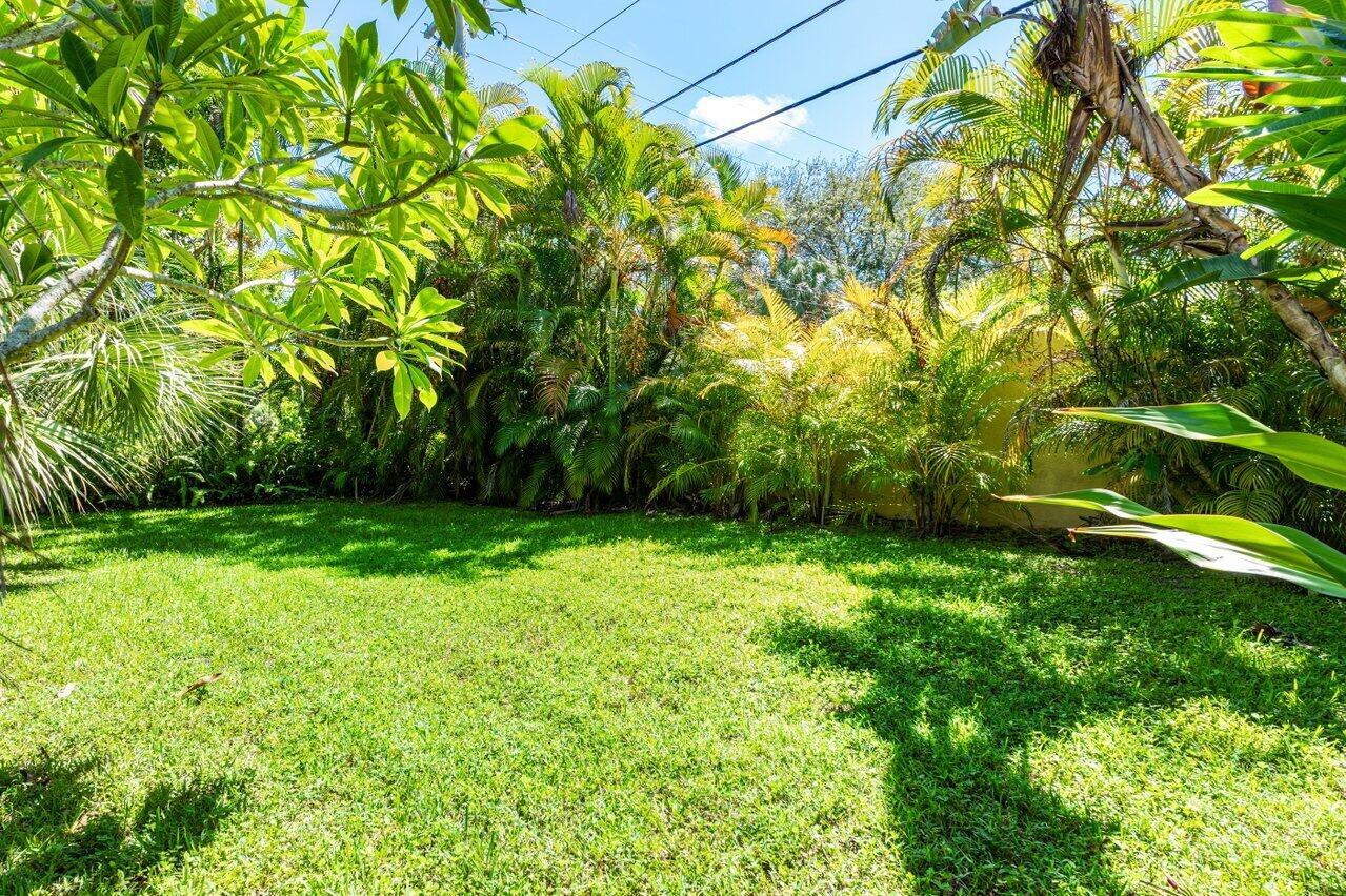 LANDS END - Residential