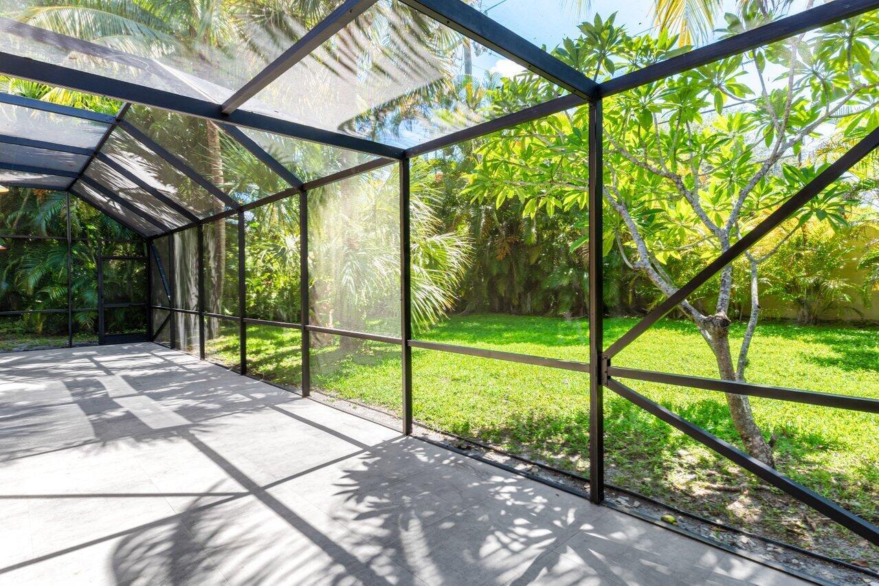 LANDS END - Residential