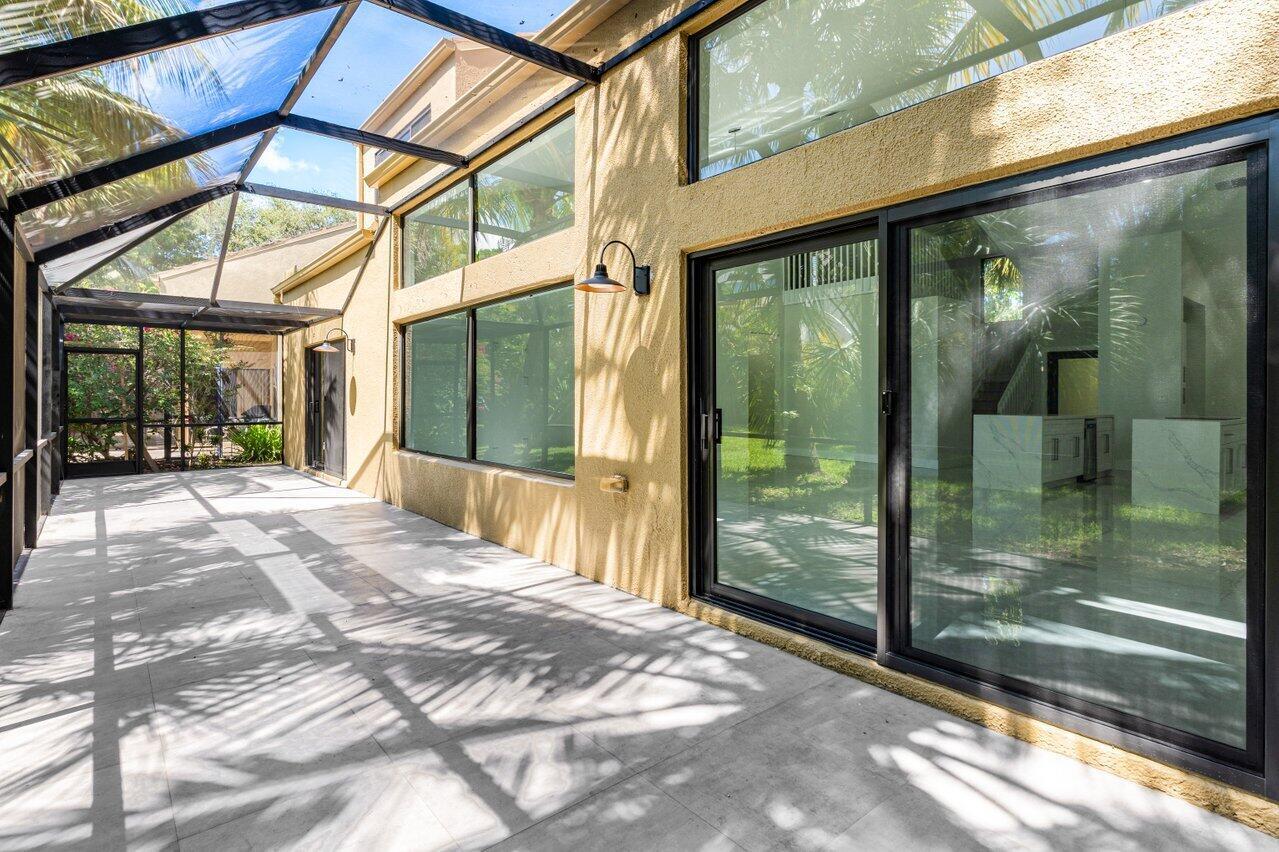 LANDS END - Residential