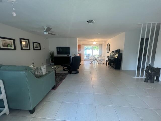 1260 Manor Drive