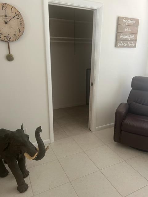 YACHT HARBOR MANOR - Residential Lease