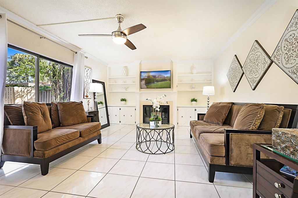 Photo of 203 2nd Court, Palm Beach Gardens, FL 33410 (MLS # R10968553)