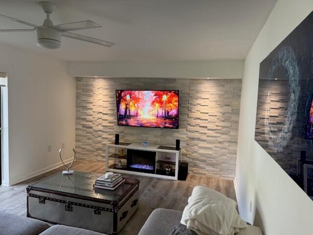 HERITAGE VILLAGE OF P B L - Residential Lease