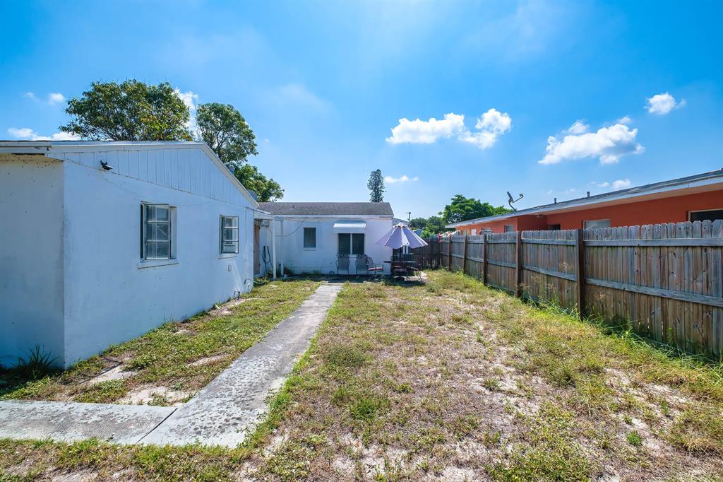 Town of Lake Worth - Residential