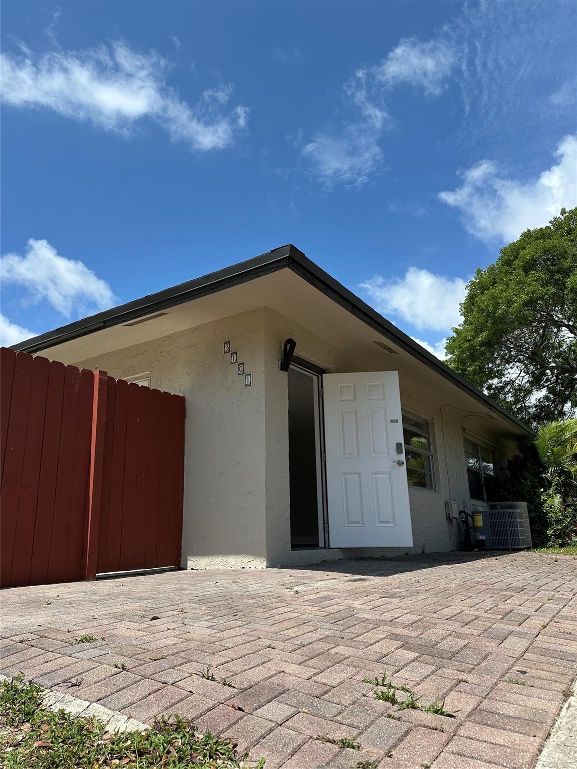 3101 NW 3rd Ave 1-126