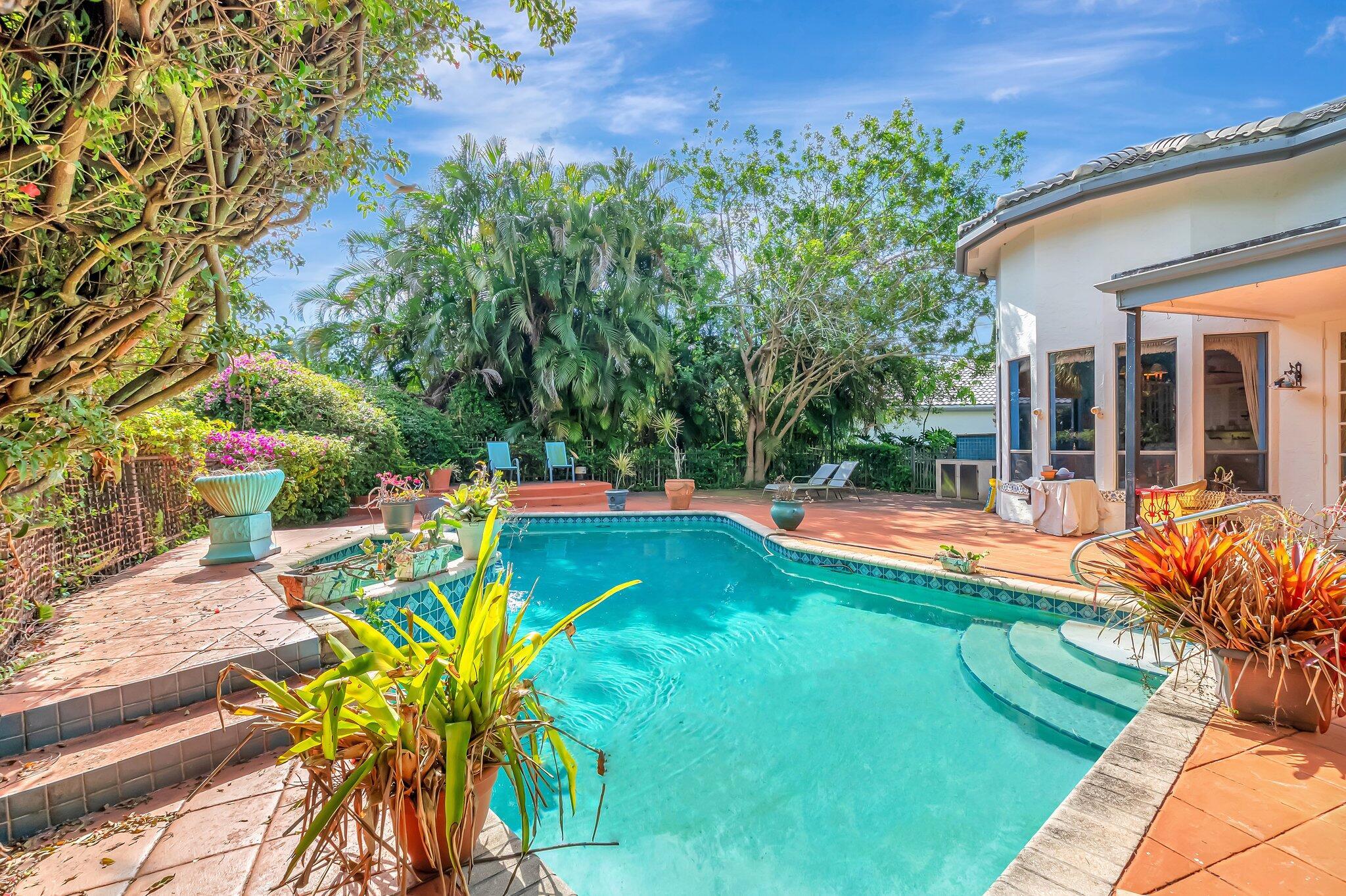 STONEBRIDGE - Residential