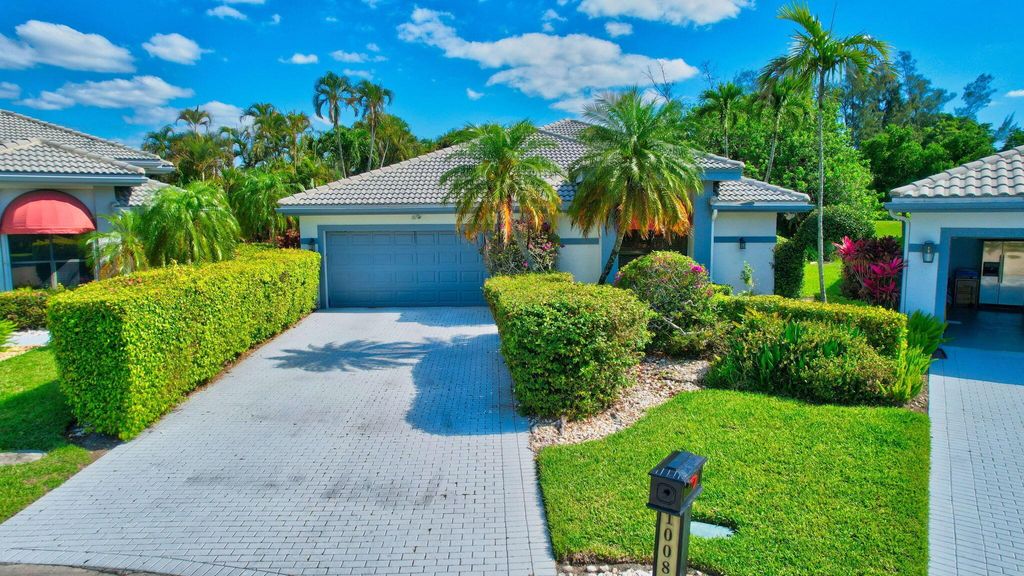 Photo of 10082 Spyglass Way, Boca Raton, FL 33498 (MLS # R11082781)