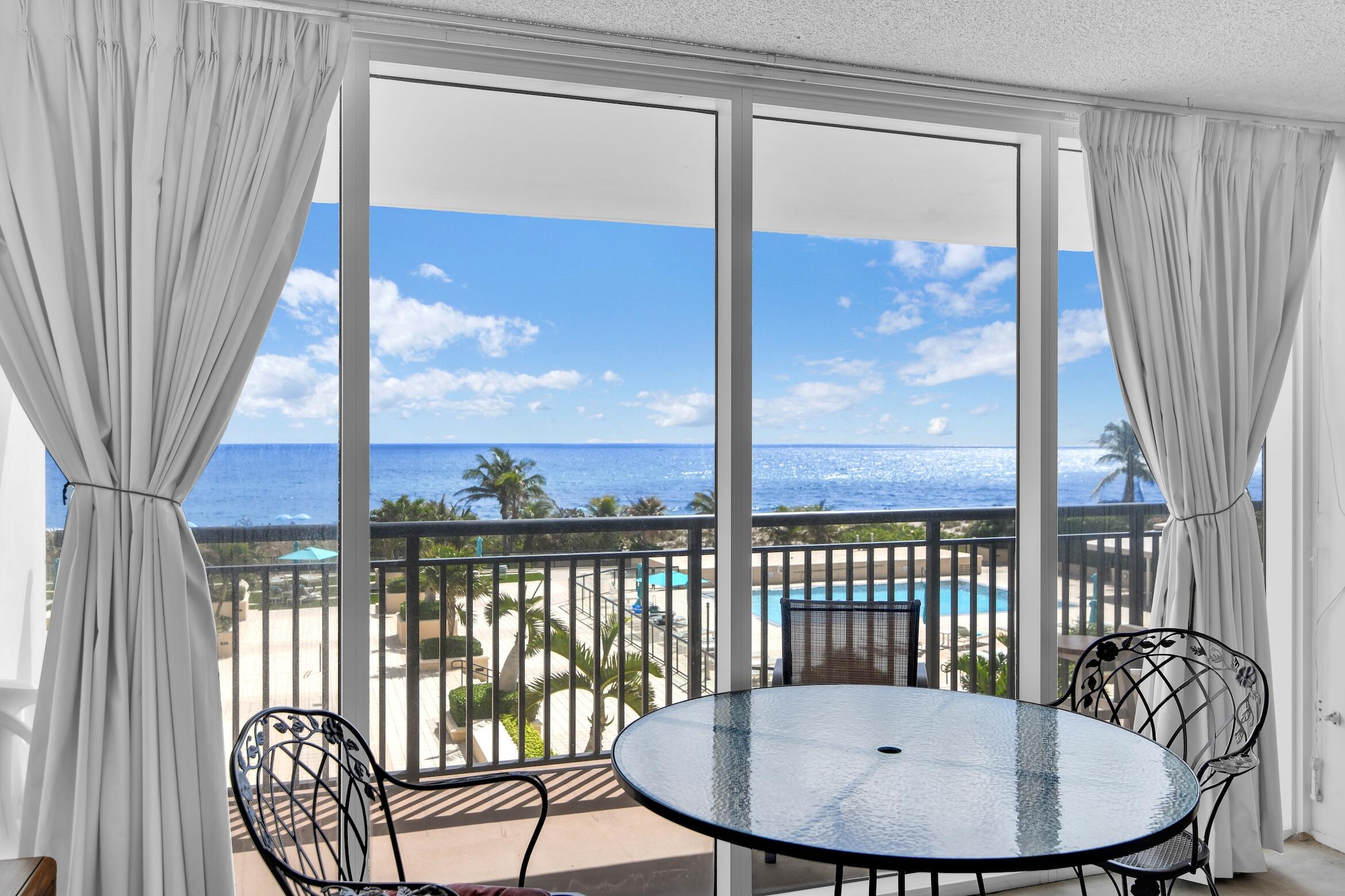 WHITEHALL - Residential