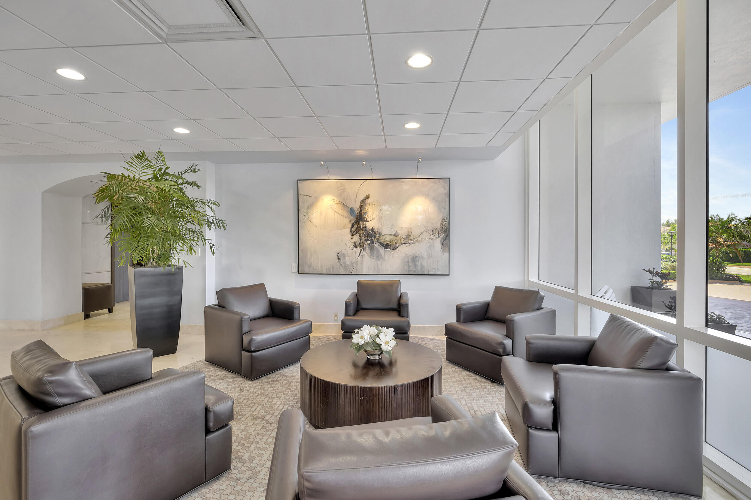 WHITEHALL - Residential