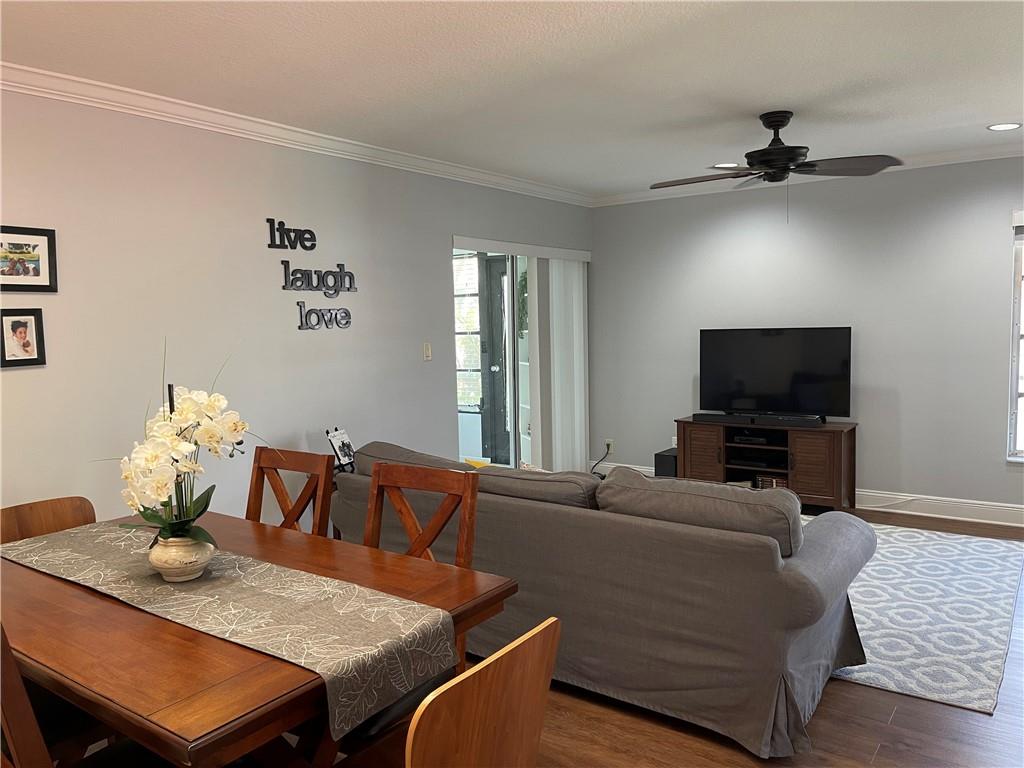 WHISPER WALK - Residential