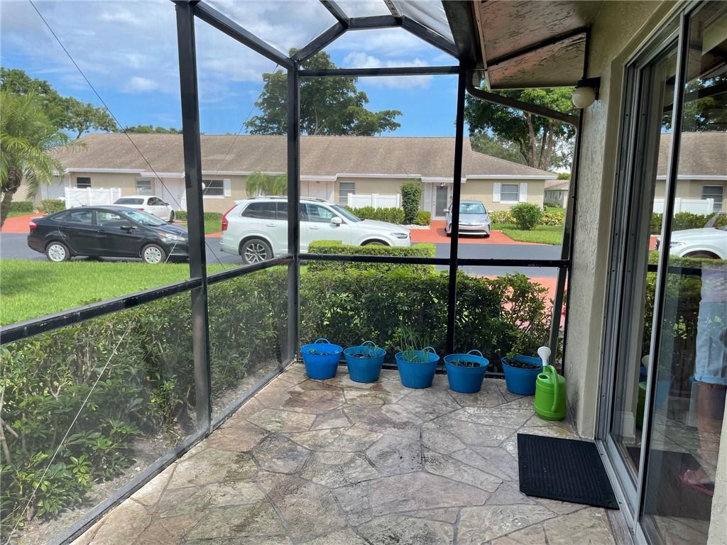 WHISPER WALK - Residential