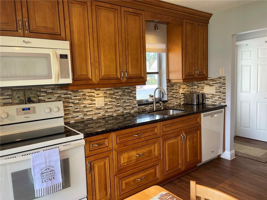 WHISPER WALK - Residential