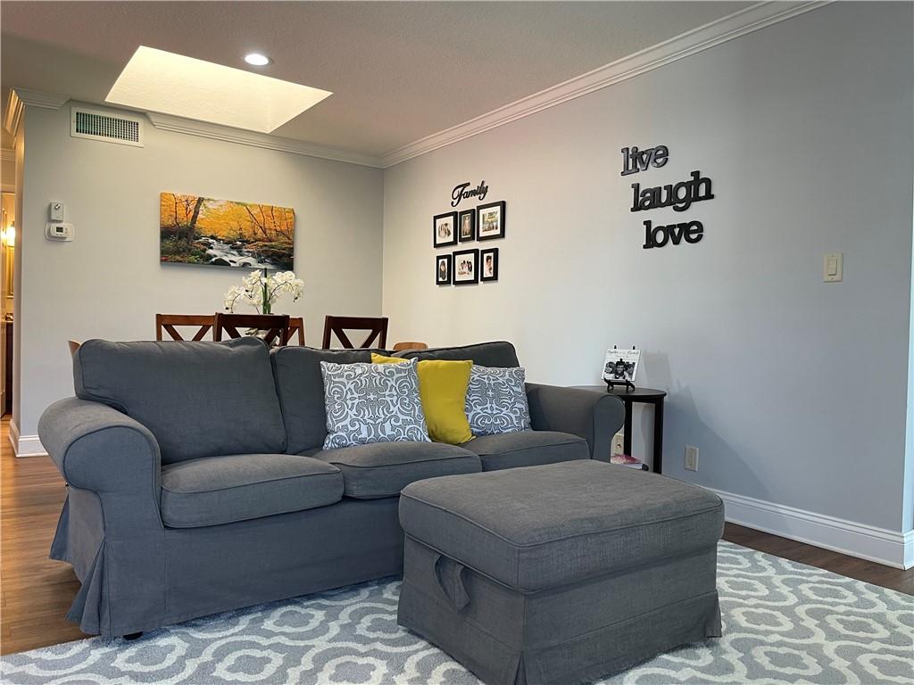 WHISPER WALK - Residential