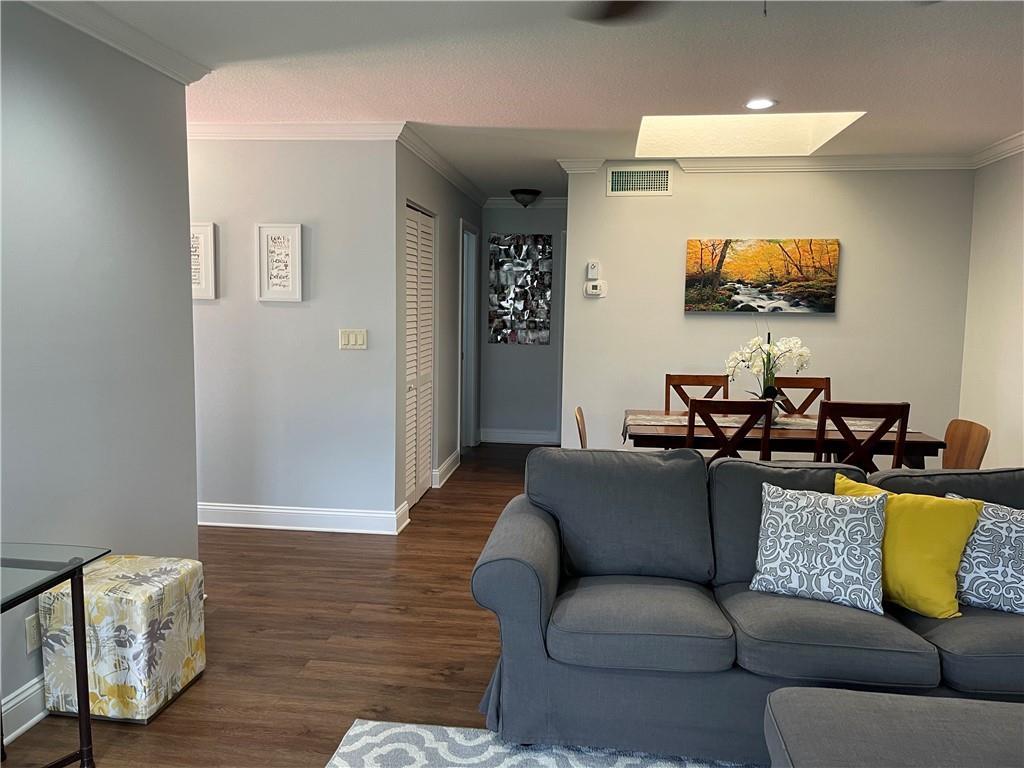 WHISPER WALK - Residential