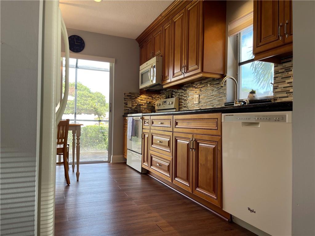 WHISPER WALK - Residential