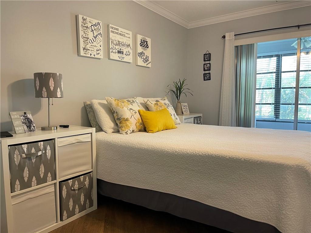 WHISPER WALK - Residential