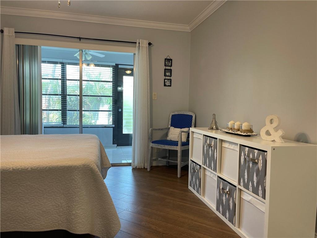 WHISPER WALK - Residential