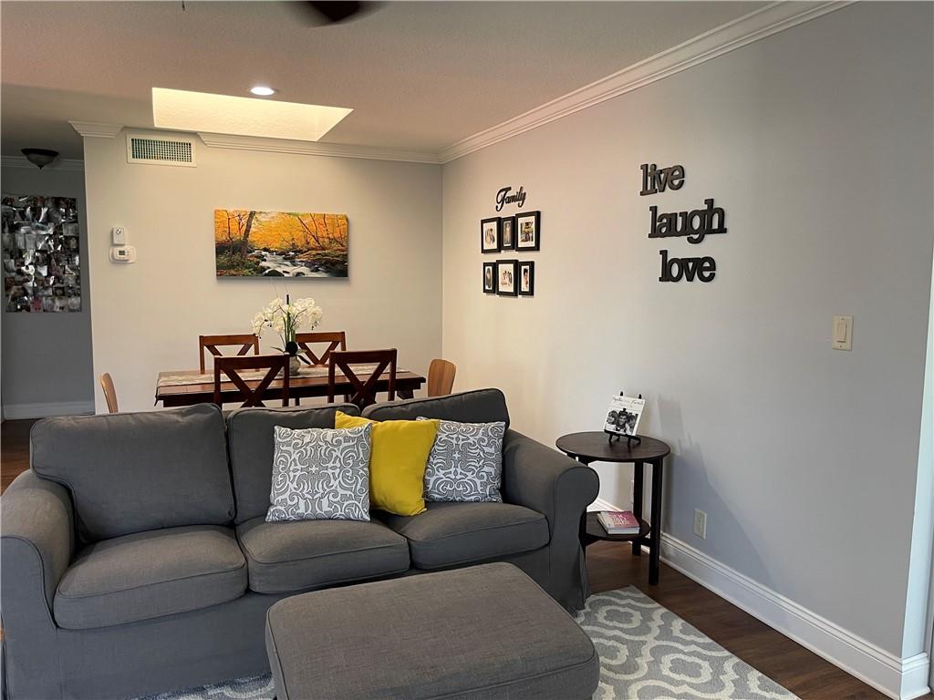 WHISPER WALK - Residential